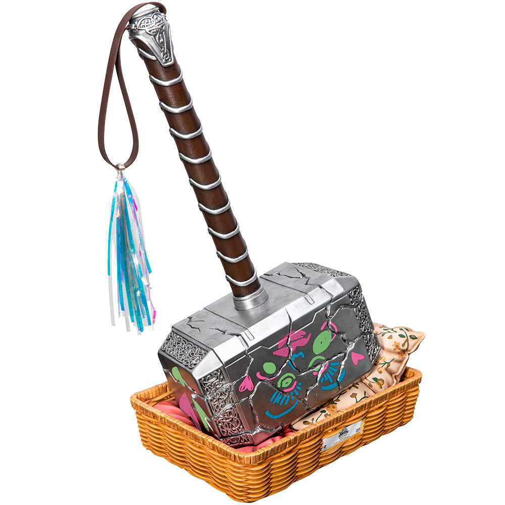 Thor : Love and Thunder Mjolnir Life Size Statue Special Edition (Love Ver.)