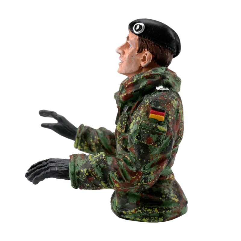 1/16 Half Figure Tank Commander Leopard