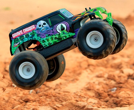 Traxxas Gravedigger! 1/16 - fed fjernstyret bil