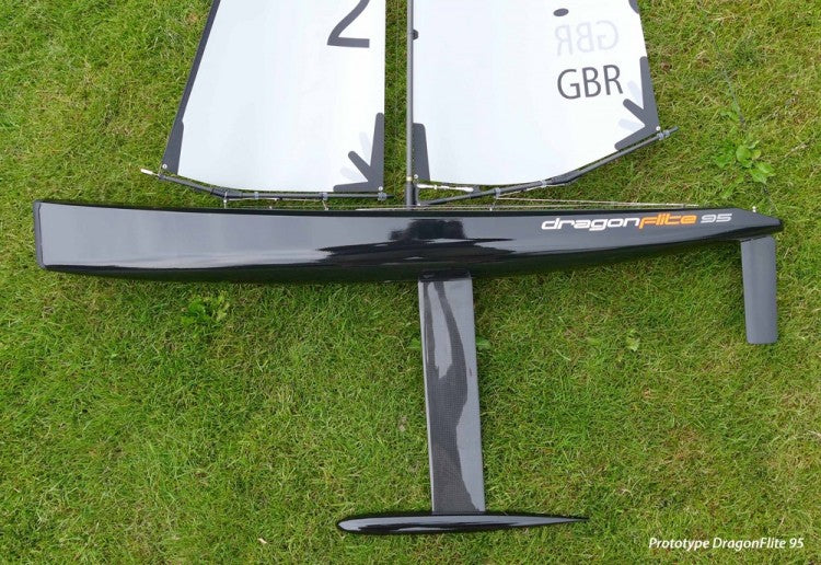 Sailboat Dragon Flite 95 w/o radio JW8811ARTR