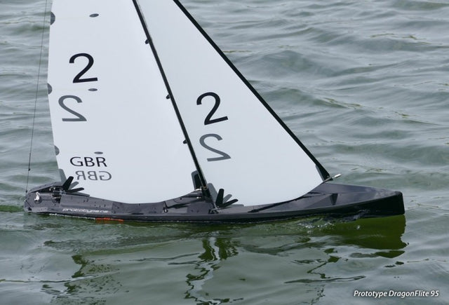 Sailboat Dragon Flite 95 w/o radio JW8811ARTR