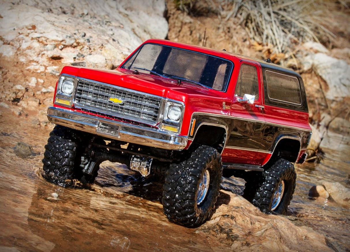 Traxxas TRX-4 Chevy Blazer K5 red