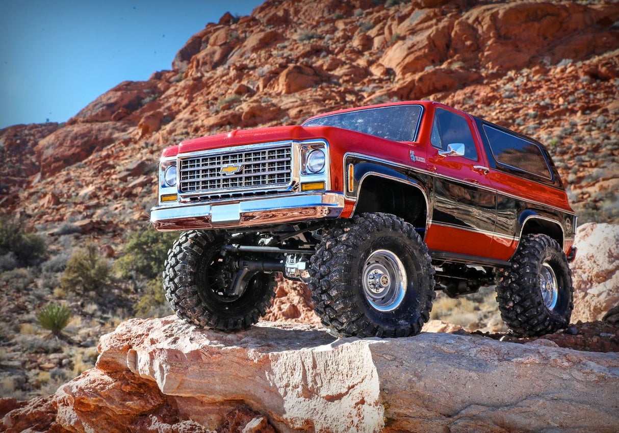 Traxxas TRX-4 Chevy Blazer K5 red