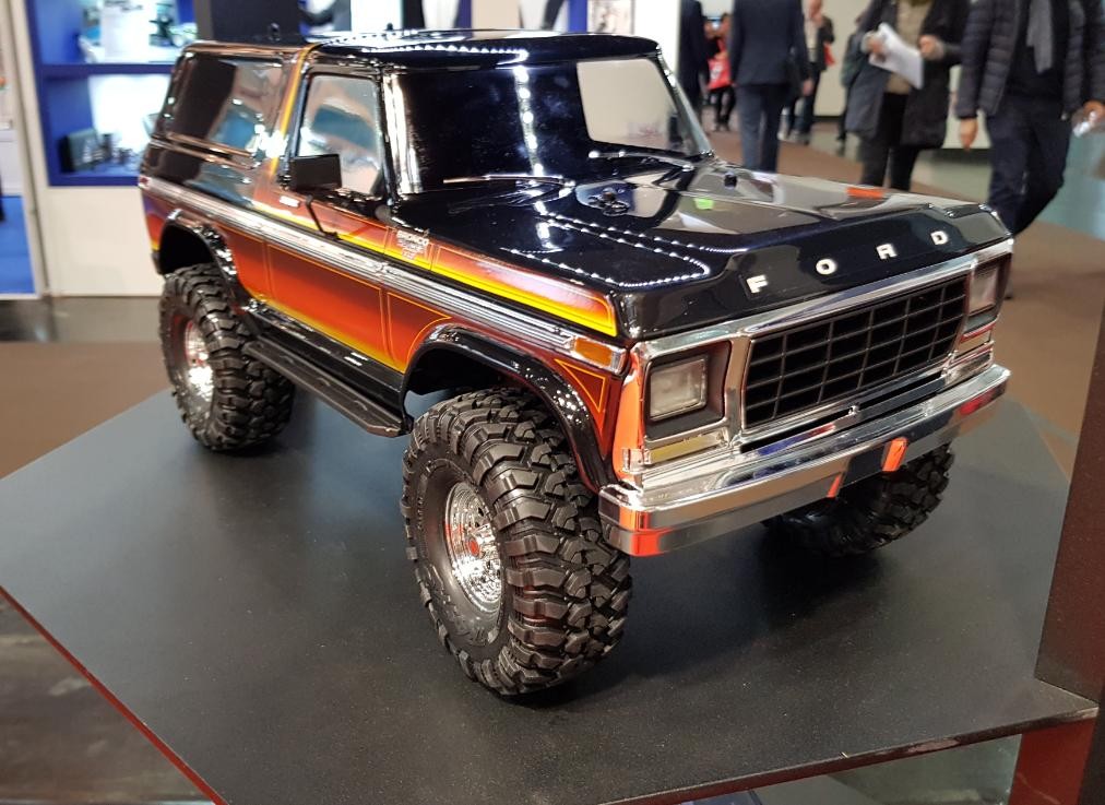 TRX-4 Tactical Unit Trail Crawler RTR TRX82046-4-sun