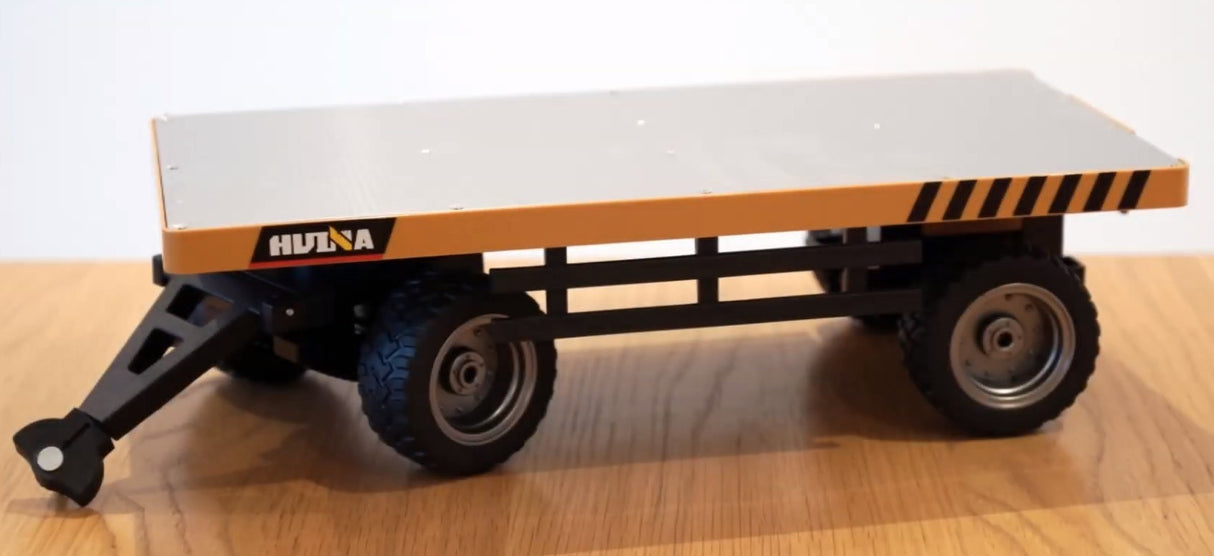 Stor fjernstyret gaffeltruck - mange funktioner