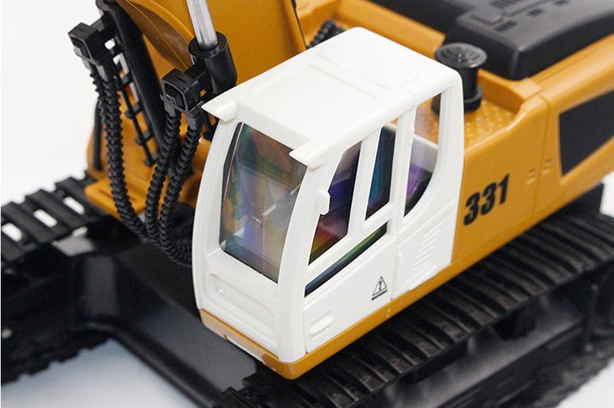 Fjernstyret gravemaskine med autograv - fuld styrbar!