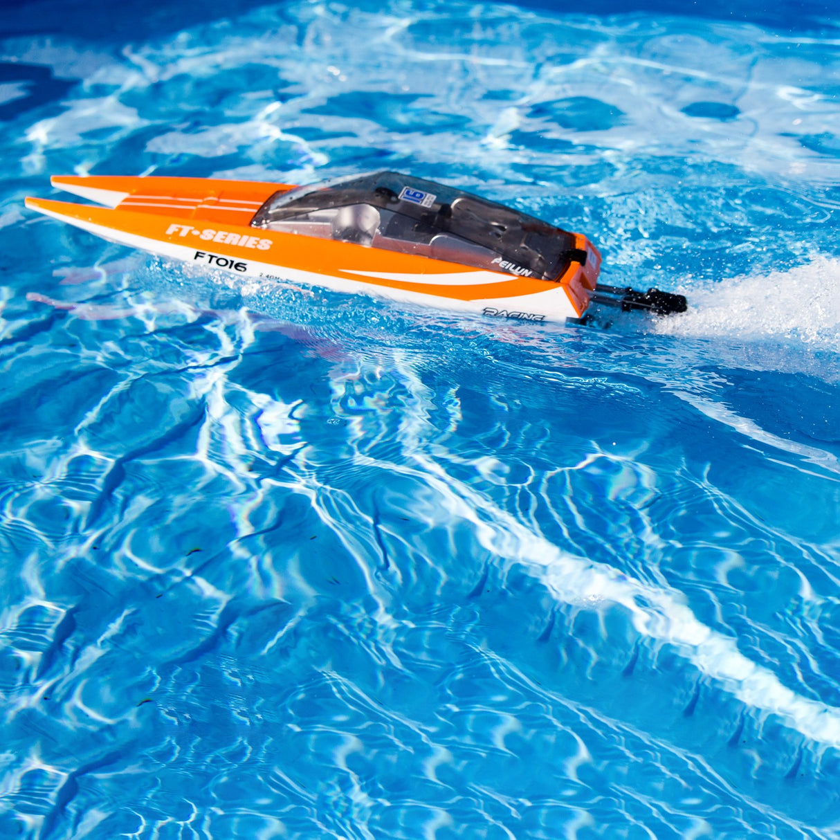 Feilun fjernstyret racer båd (FT016)