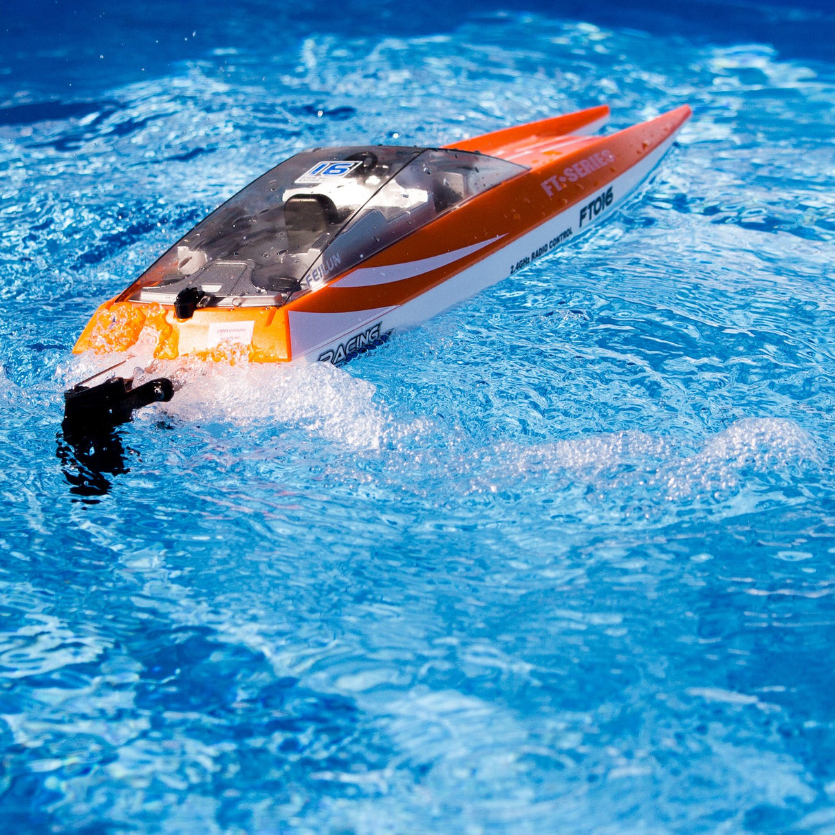 Feilun fjernstyret racer båd (FT016)