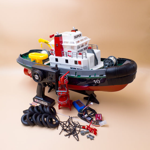 Fjernstyret slæbe- og brandslukningsbåd - med vandsprøjte!