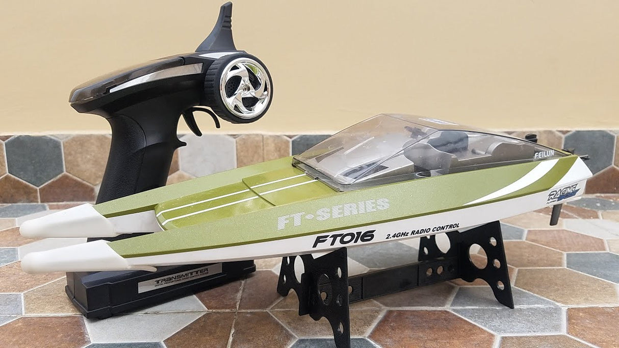 Feilun fjernstyret racer båd (FT016)