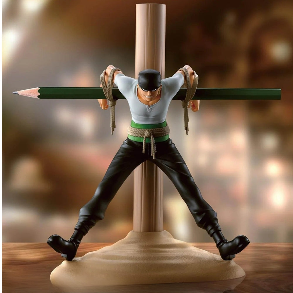 Bandai One Piece Figure - FL Pirate Hunter Zoro