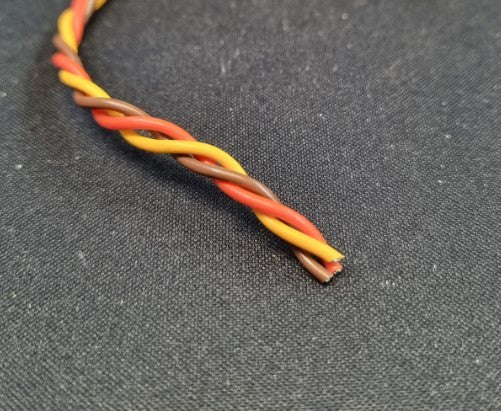 Kraftigt servo-kabel - twisted - pr. 0,5 meter