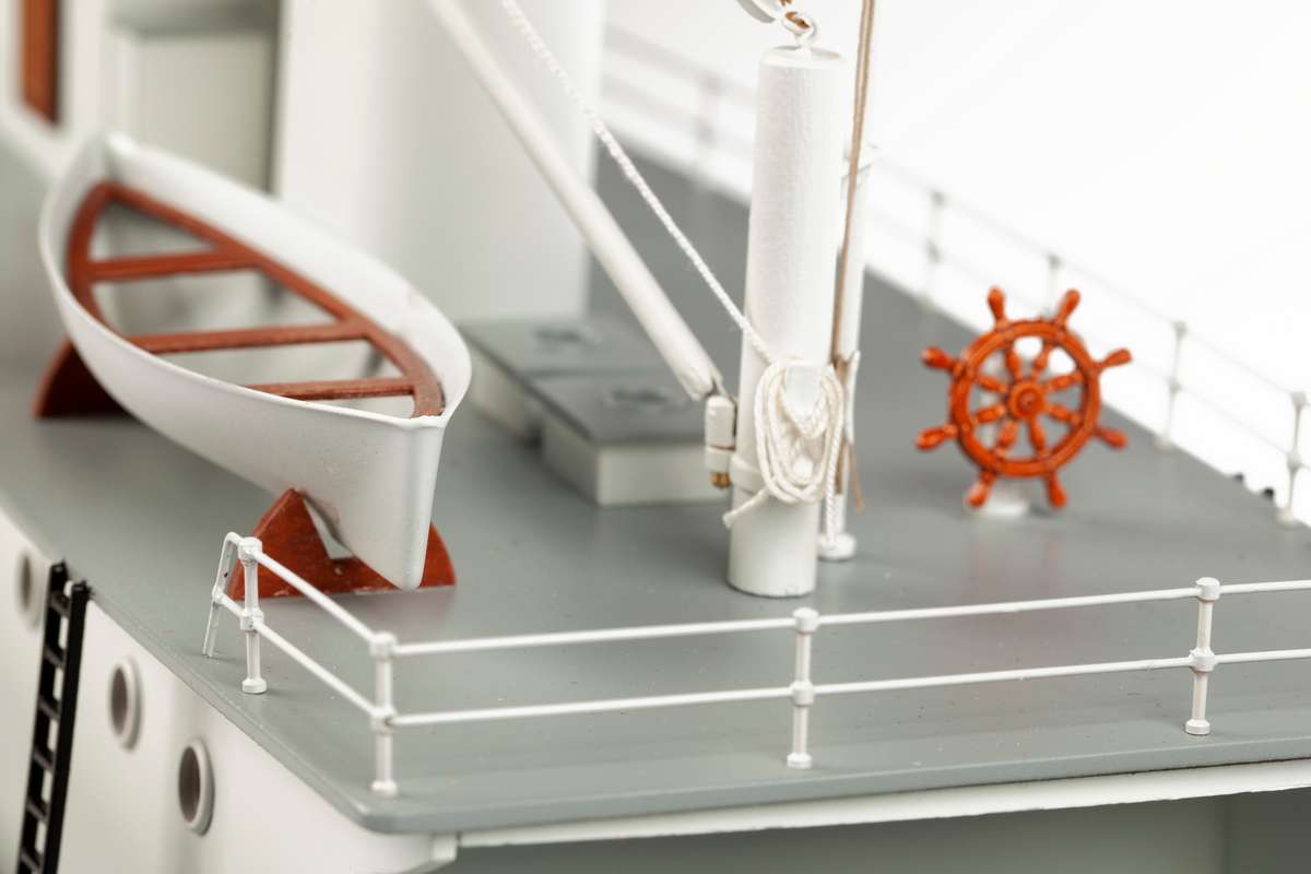1:50 Hoga Pearl Harbor Tugboat -Wooden hull