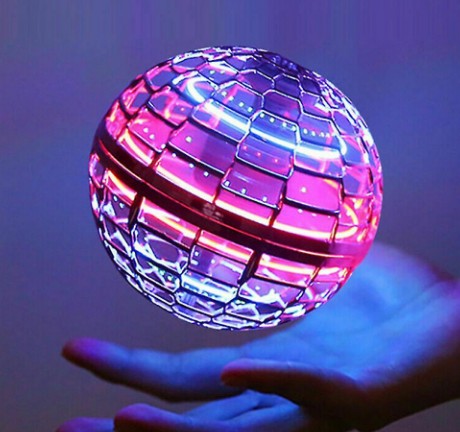 Gear4Play Spinning Ball