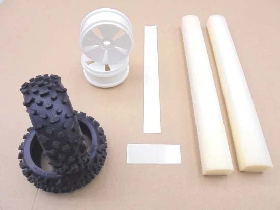 AUTOMODEL AMR-W5646H-W - Off-Road Vintage W5646-H 1:8 Off-Road Tyres & Rims Set 2 pcs