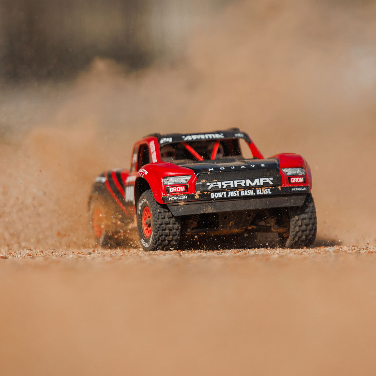 MOJAVE GROM 4x4 SMART Small Scale Desert Truck