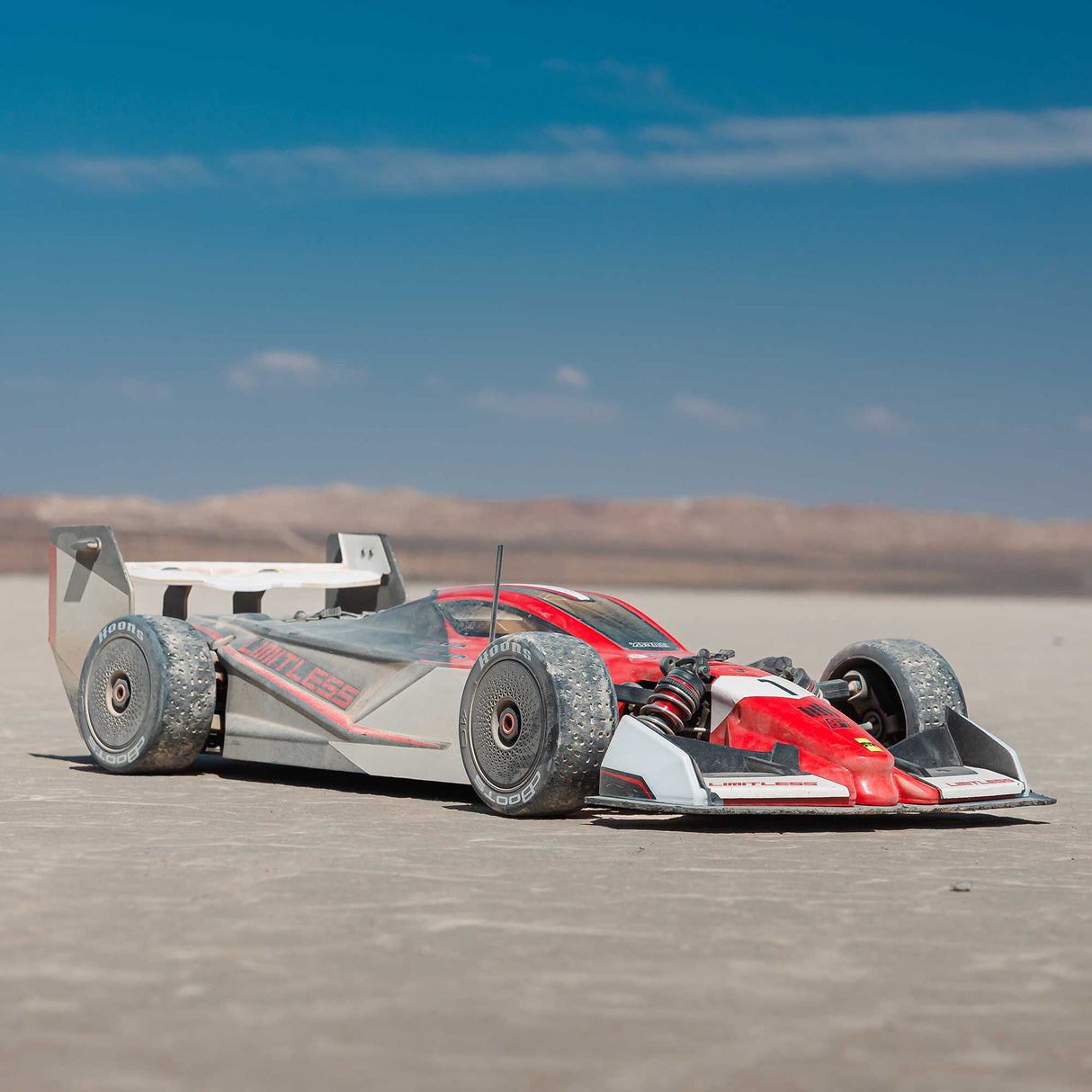 1/7 LIMITLESS 120 8S BLX SPEED MACHINE RTR w AVC