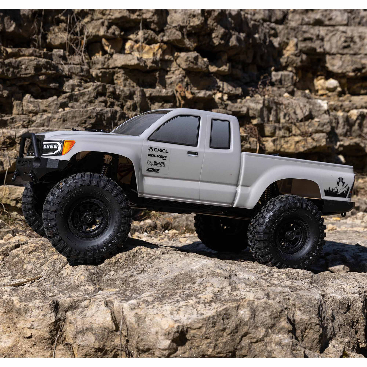 1/10 SCX10 III Base Camp 4X4 RTR Brushed Rock Crawler