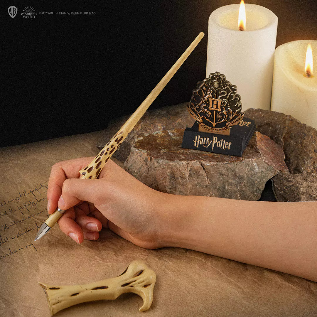 Voldemort wand pen and display - Harry Potter