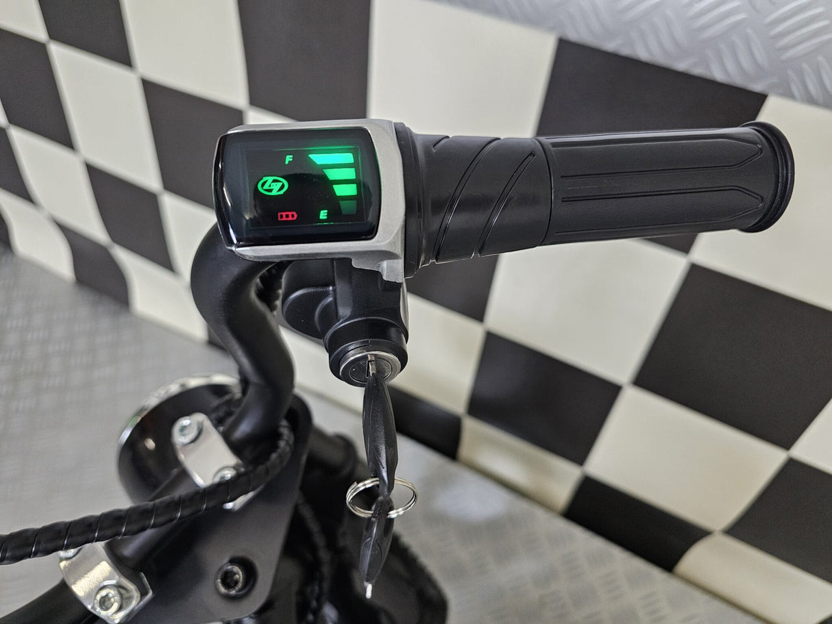 Chopper 24 volt black