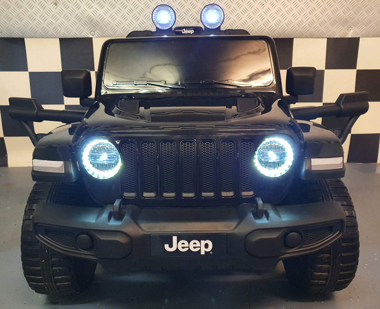 Jeep Wrangler batteri børnebil 12 volt 4 hjulstræk m. fjernbetjening sort