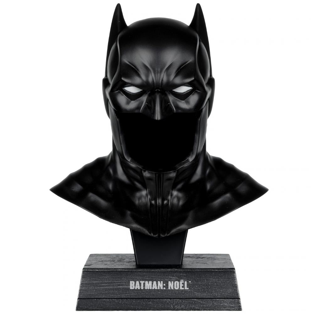 DC Direct Batman Cowl (Batman: Noel) 1:3 Cowl Replica McFarlane Toys