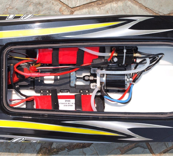 BLACK TILBUD - Alpha 1000mm Brushless V-Boat 80 km/t!+