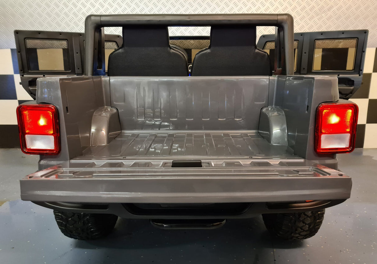 2 person children's jeep Jeep Gladiator 12volt with remote control