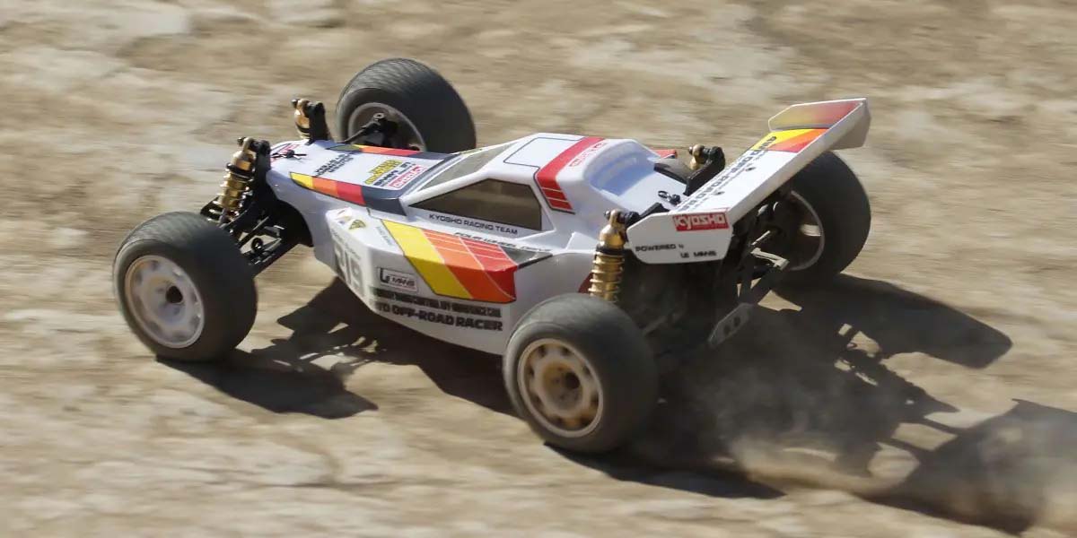 KYOSHO K.30622 - Kyosho Optima Mid 4WD 1:10 Kit *Legendary Series*