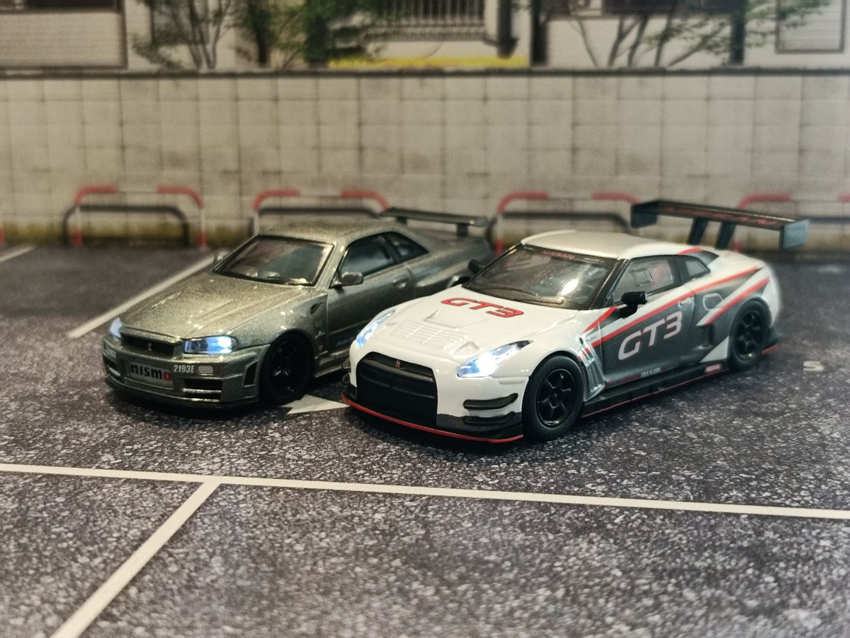 KYOSHO DIE CAST KS07131LW - Kyosho MOTN Led System 1:64 Skyline GT-R Nismo GT-3 Presentation