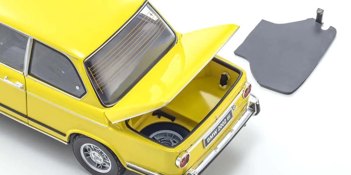 KYOSHO DIE CAST KS08543GF - Kyosho 1:18 BMW 2002 Tii 1972 Yellow
