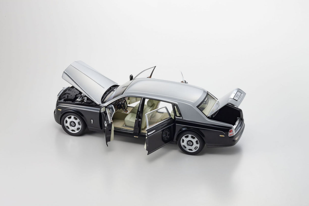 KYOSHO DIE CAST KS08841BKS - Kyosho 1:18 Rolls-Royce Phantom EWB 2012 Black Silver