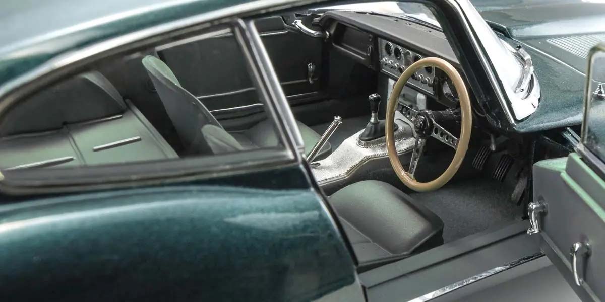 KYOSHO DIE CAST KS08954DG - Kyosho 1:18 Jaguar E-Type 3.8L Coupe MK1 1961 Dark Green