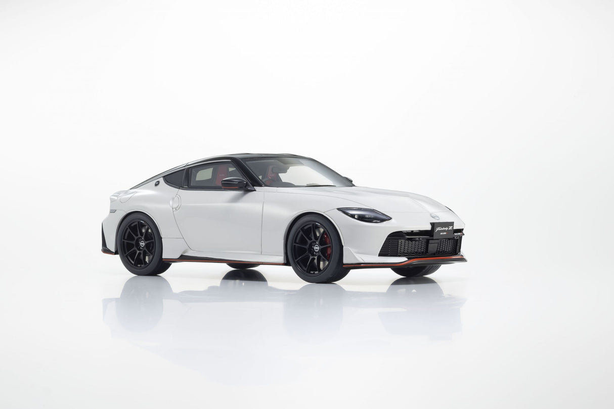 KYOSHO DIE CAST KSR18062W - Kyosho 1:18 Resin Samurai Collection Nissan Fairlady Z 2024 White