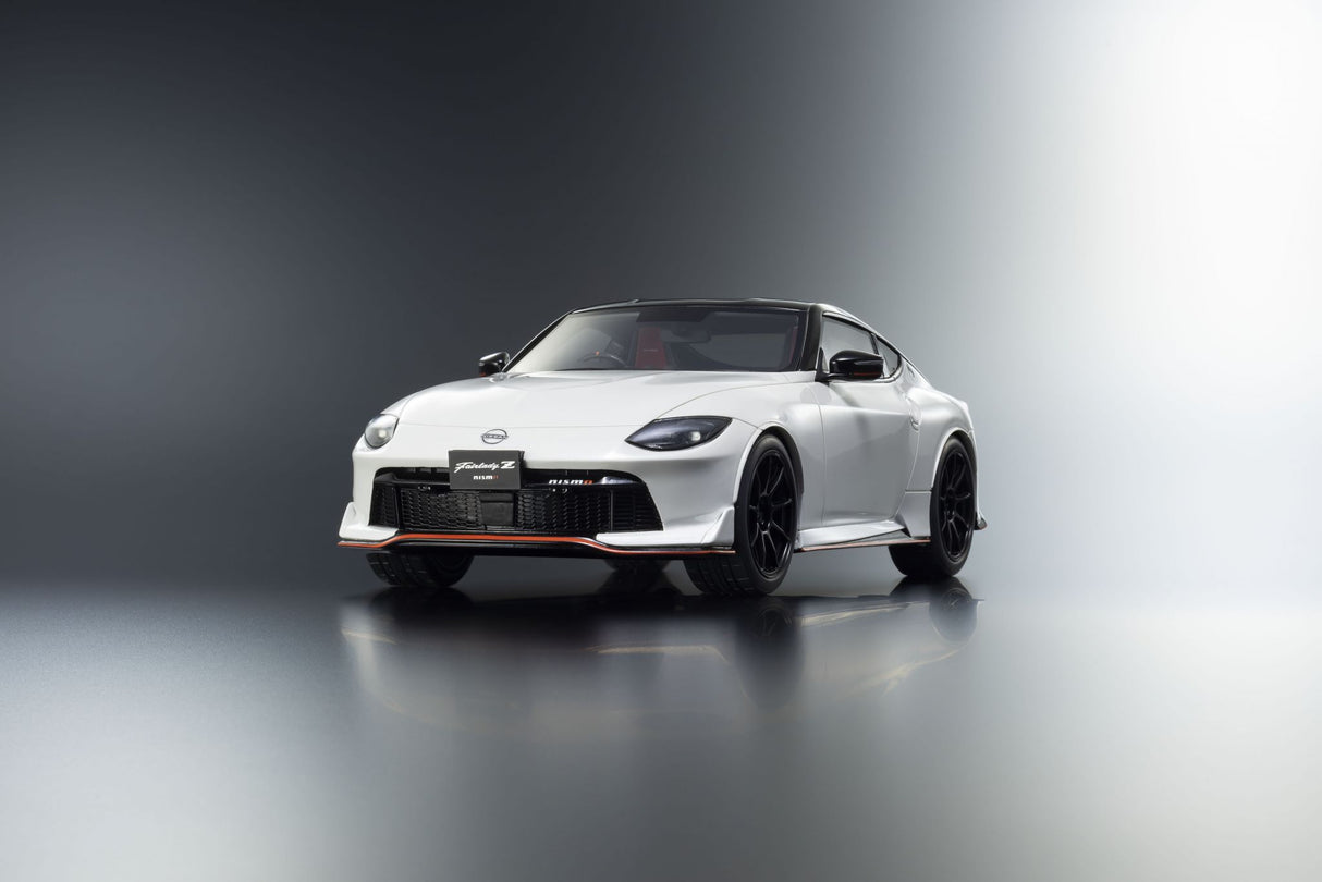 KYOSHO DIE CAST KSR18062W - Kyosho 1:18 Resin Samurai Collection Nissan Fairlady Z 2024 White