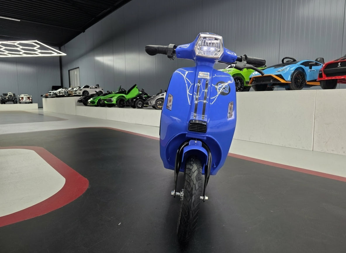Blue electric children's scooter 24V