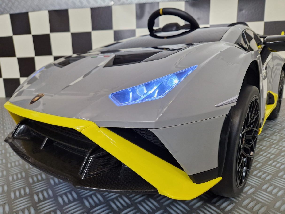 Kids car Lamborghini Huracan STO drift