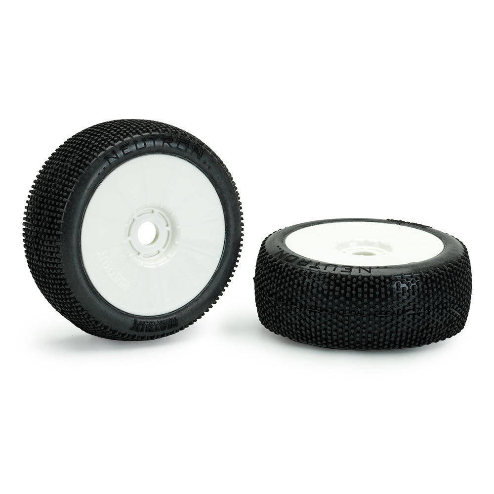 MATRIX M.NEUCS-GL - Matrix Neutron Clay Soft 1:8 Buggy Pre-glued White Wheels 2 pcs