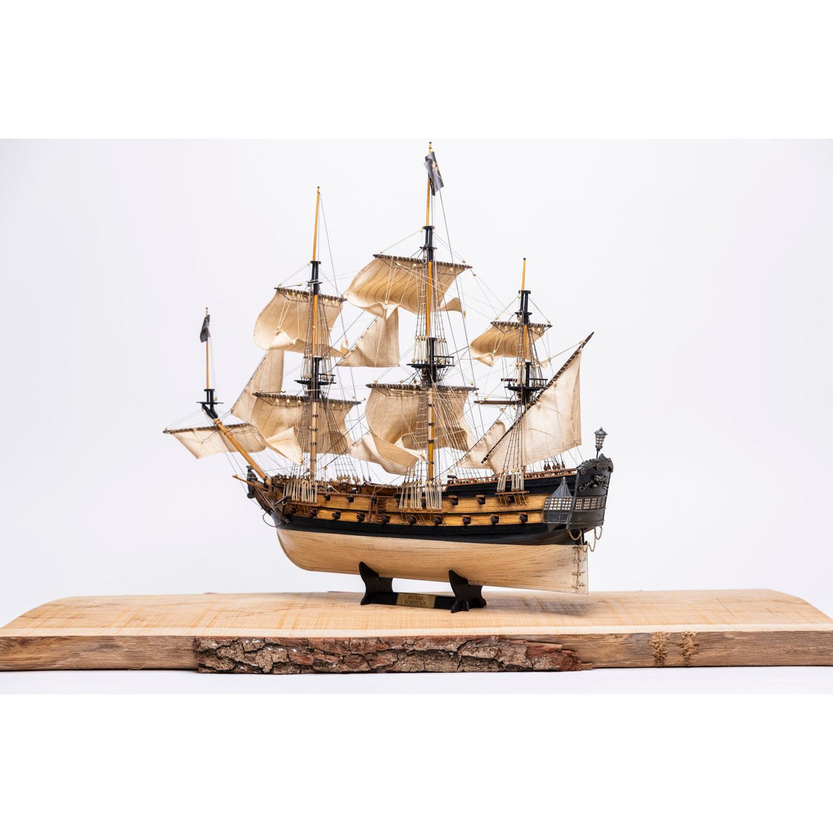 OcCre Royal Fortune 1/65 Pirat Ship 643mm
