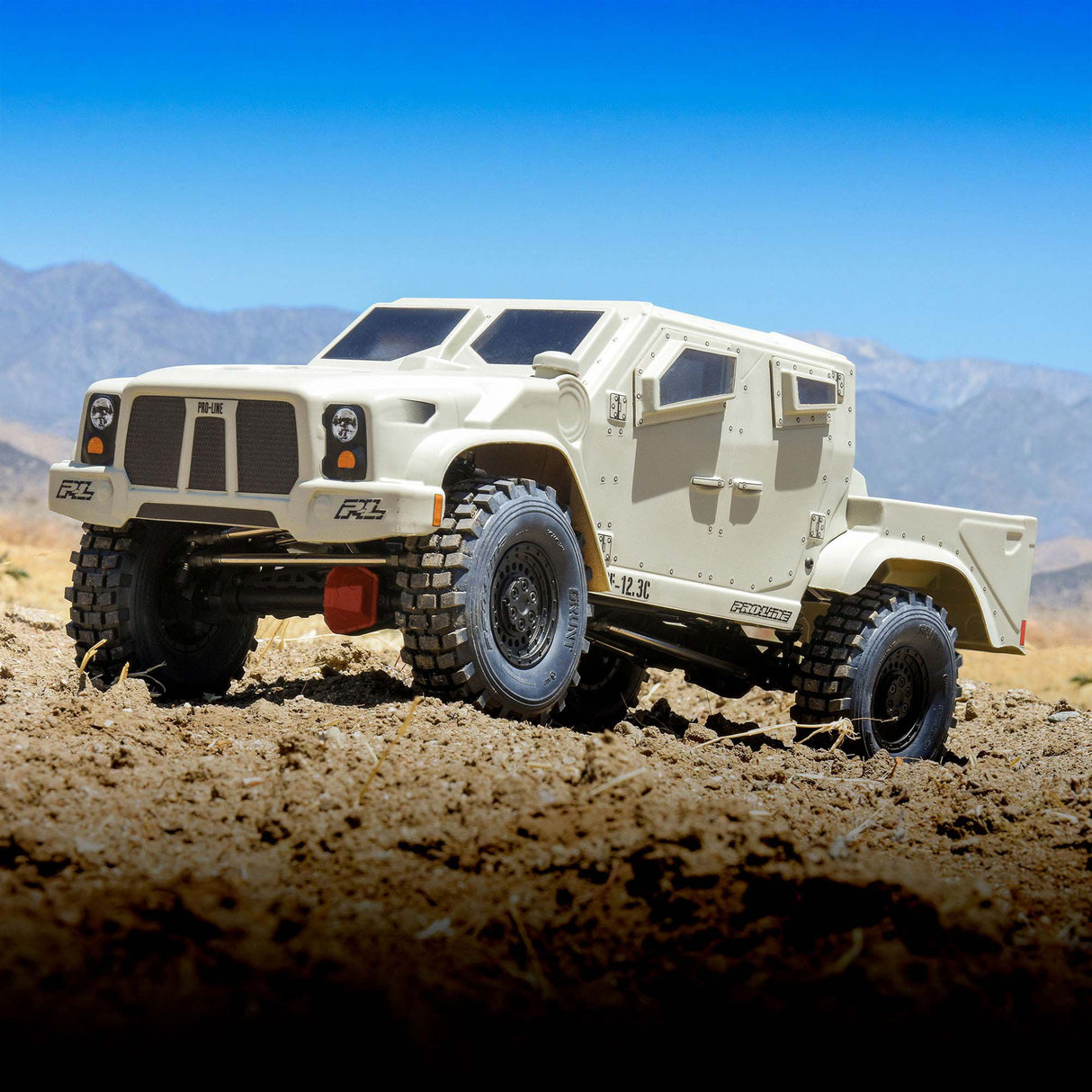 Strikeforce Clear Body 12.3 (313mm) Crawlers