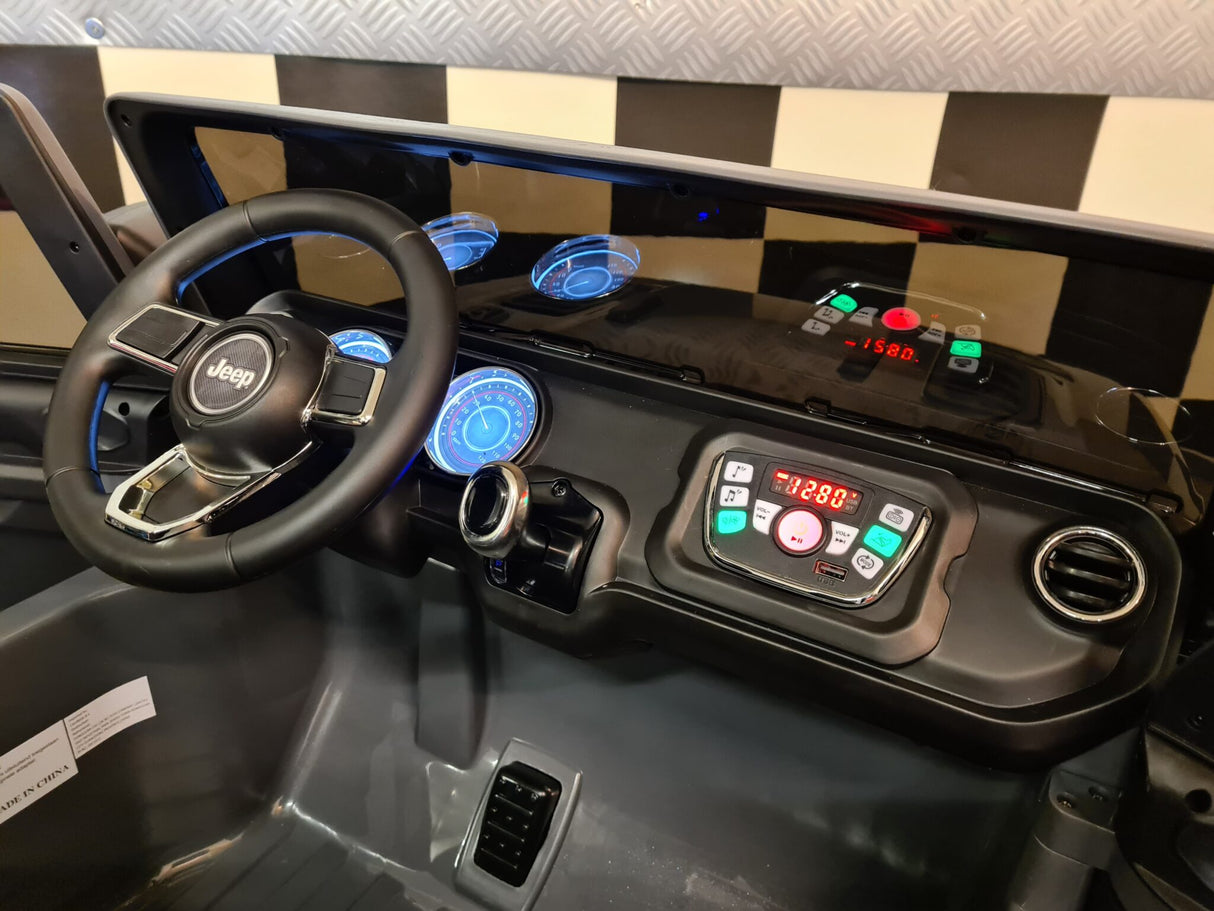 2 person children's jeep Jeep Gladiator 12volt with remote control