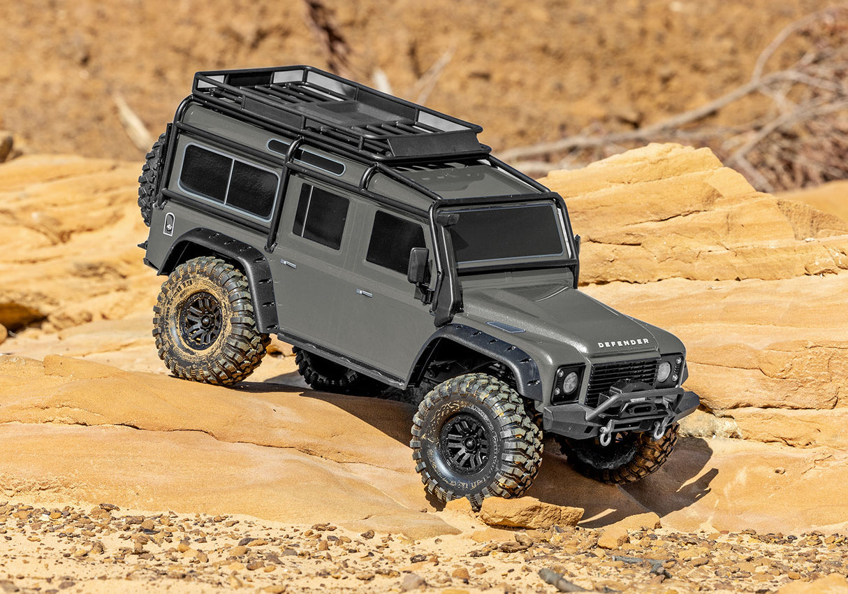 Traxxas 82256-4 TRX-4 Land Rover Defender Clipless RTR