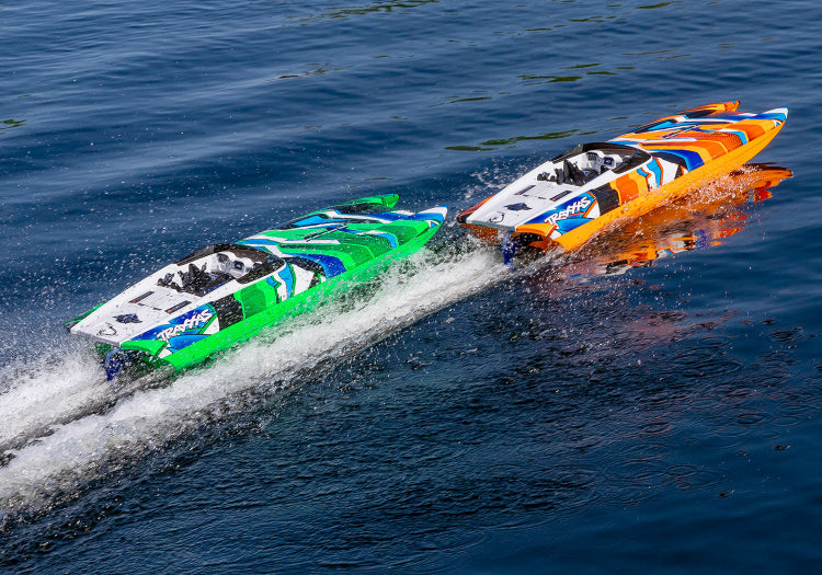 Traxxas DCB M41 Widebody R/C Boat