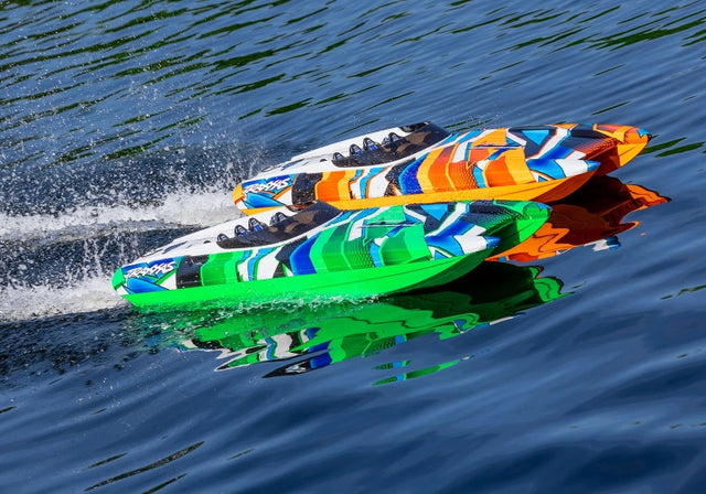 Traxxas DCB M41 Catamaran - båd med fuld fart - 80 km/t!