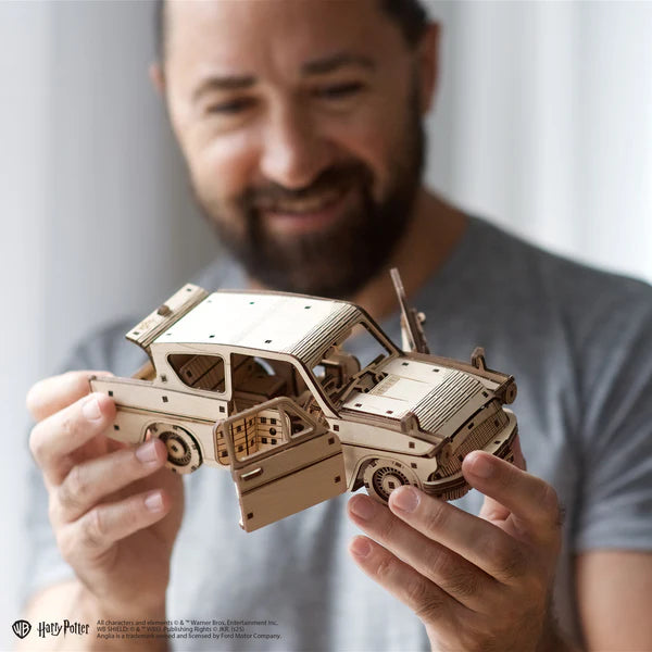 Ugears Flying Ford Anglia Harry Potter