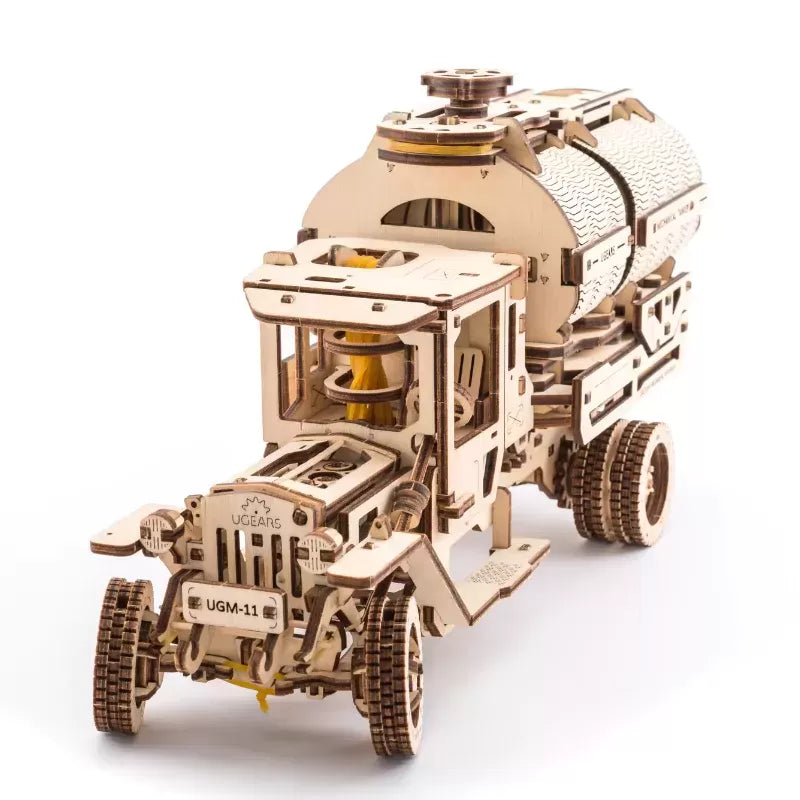 Ugears klassisk tankbil