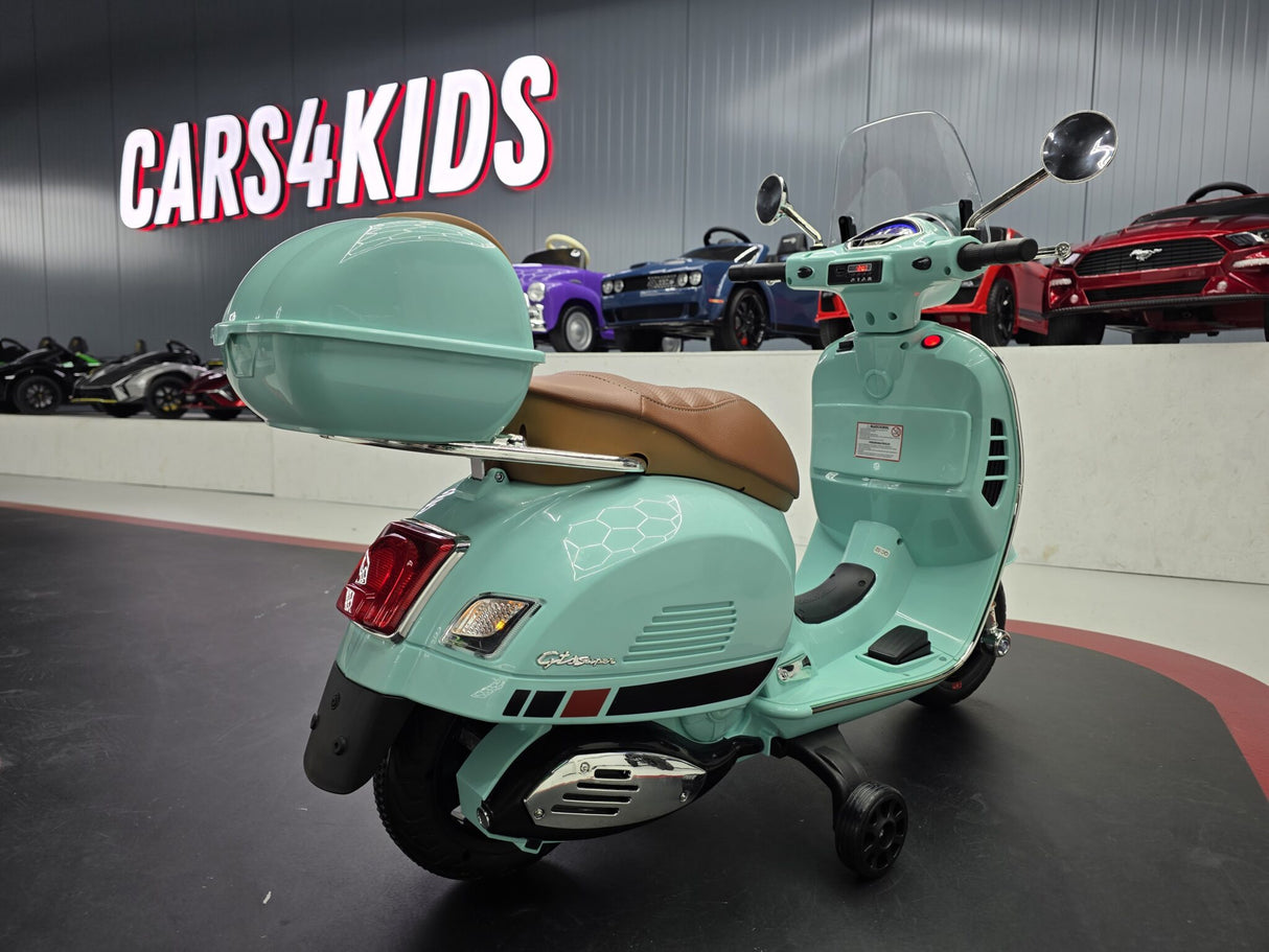 Vespa GTS børnescooter 12 volt med vindskærm