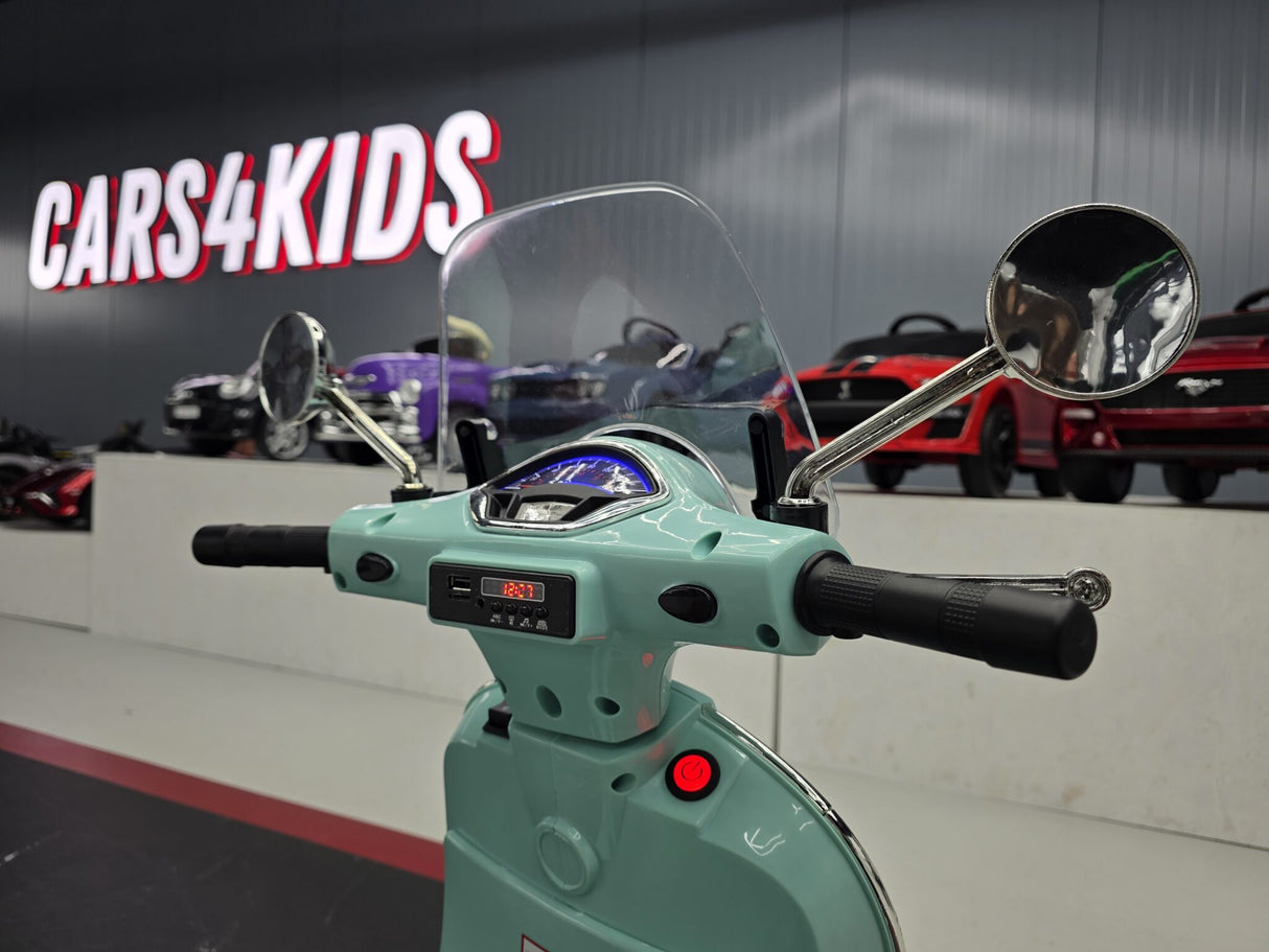 Vespa GTS børnescooter 12 volt med vindskærm