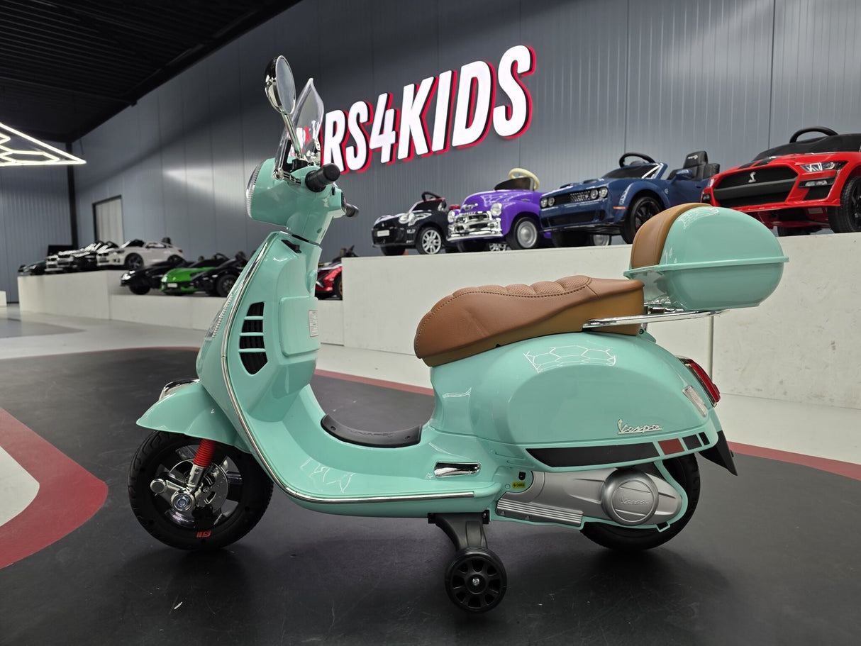 Vespa GTS børnescooter 12 volt med vindskærm
