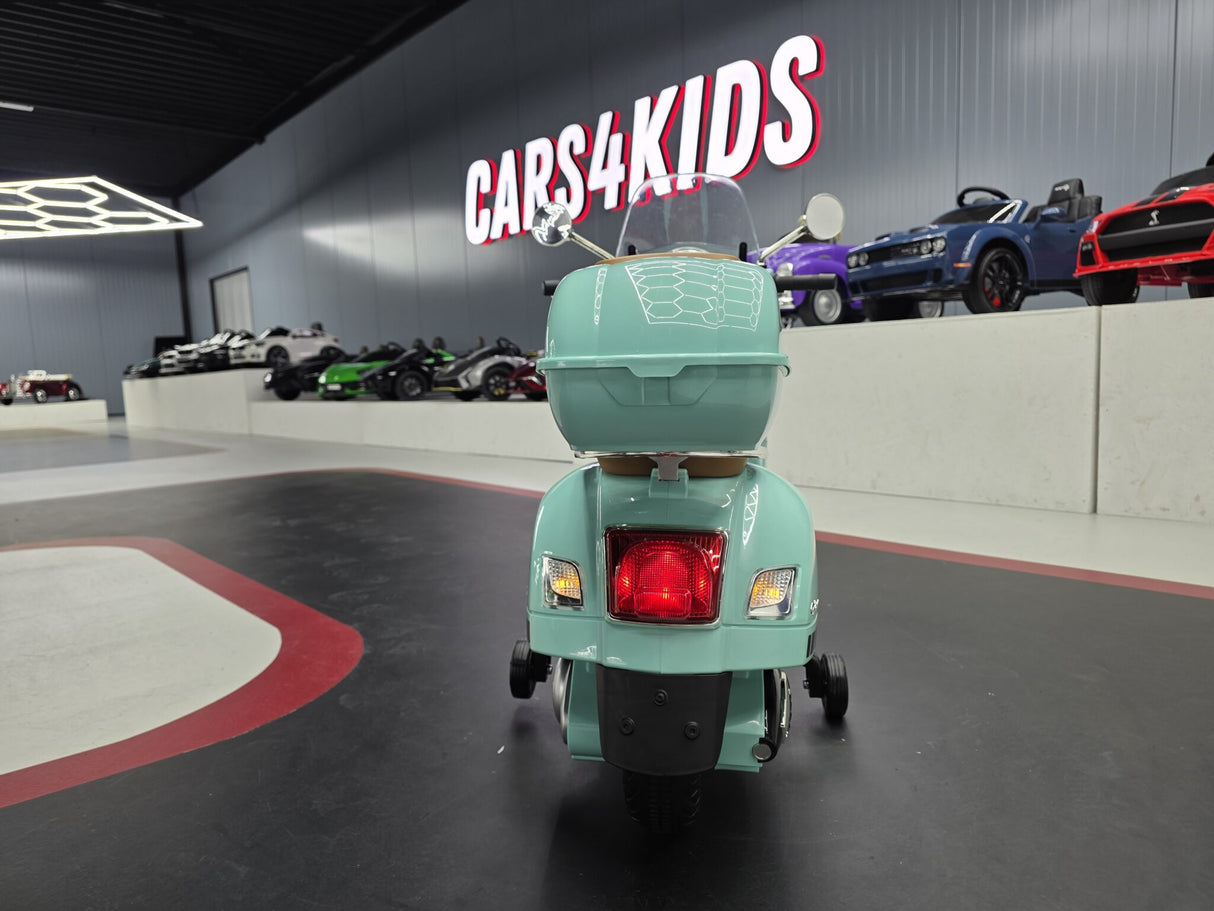 Vespa GTS børnescooter 12 volt med vindskærm